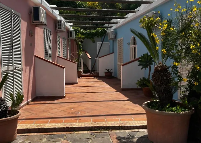 Ξενοδοχείο Punto Azzurro 3*